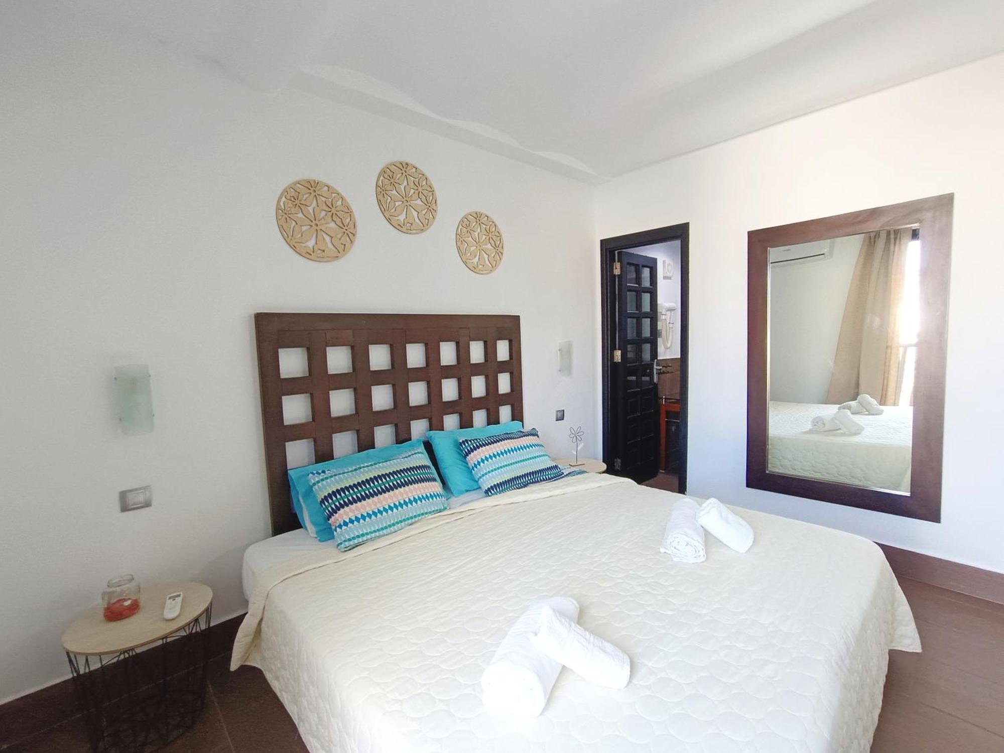 Apartment Sun Club Playa Del Aguila  Extérieur photo